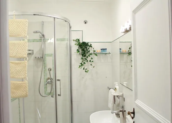 Sophisticated Decor *