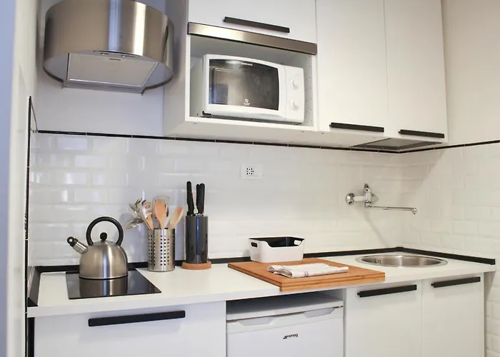 Apartment Sophisticated Decor *