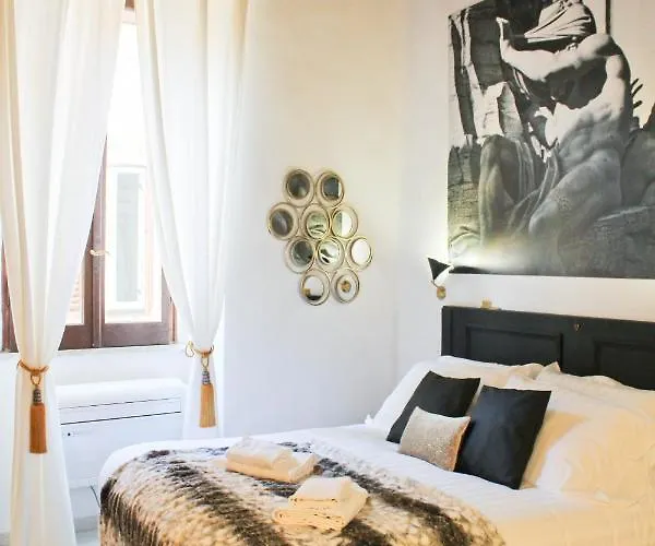 Apartment Sophisticated Decor